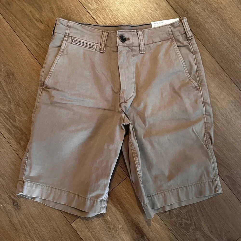 American Eagle Mens Ne(x)t Level Flex Classic Khaki Shorts Tan Size 32 NWT